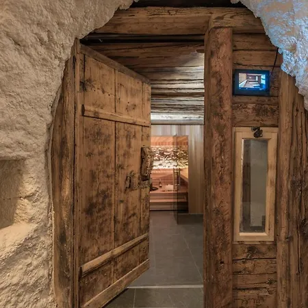 Victoria Retreat Chalet *