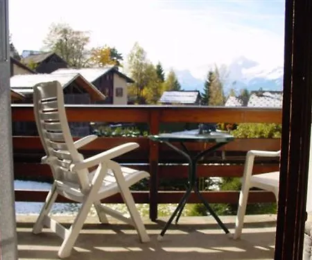 Victoria Retreat Chalet